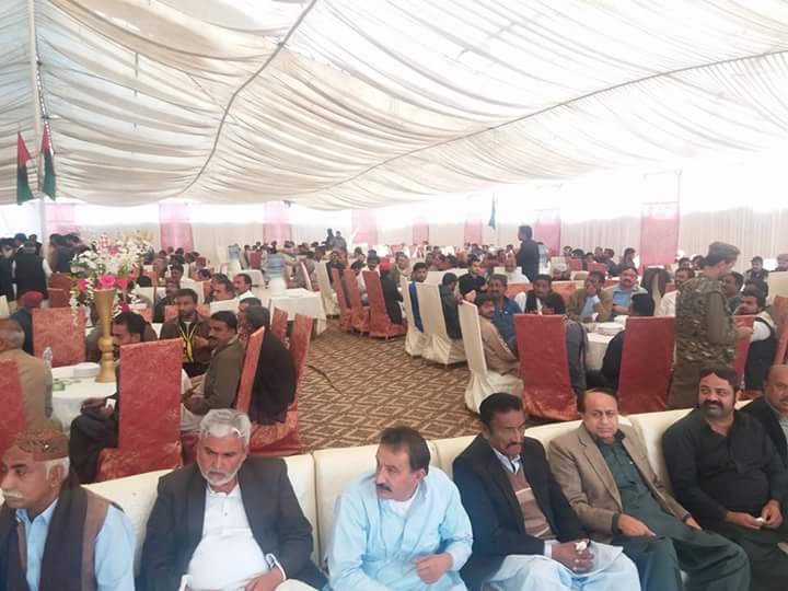 KashifShoroPPP's tweet photo. Today 21-1-17
Huge Crowd In Meeting At Shora HousePS47 In Leadership of Mr Nisar Ahmed Khoro sb About Senses Blocks https://t.co/Z5tGaMiiMg