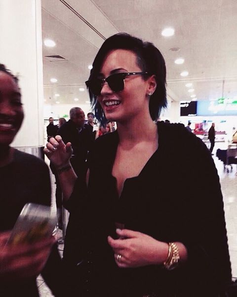 Kare_x's tweet photo. Vamos a darle a esta reina su tan merecido premio ❤
#iHeartAwards  #BestFanArmy #lovatics https://t.co/BpEbGPKATD