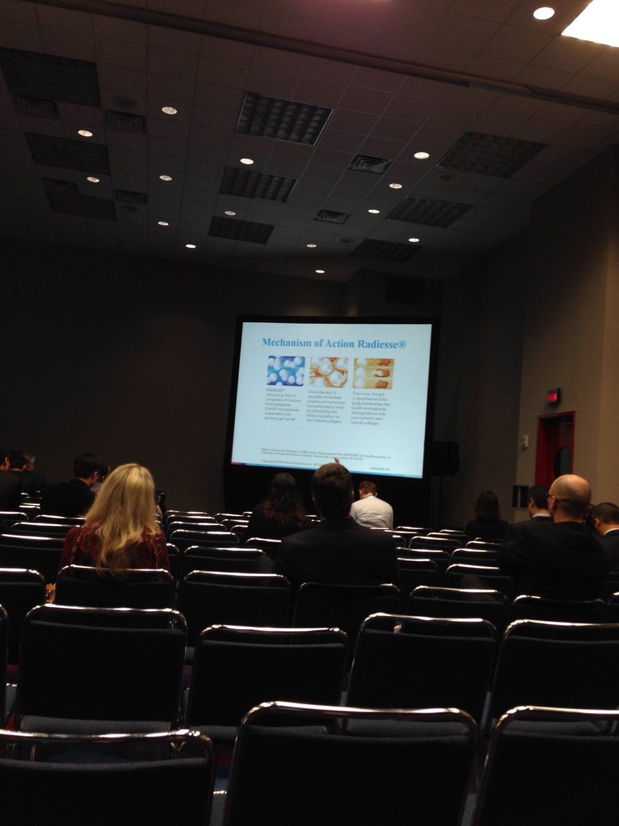 joshuapliu's tweet photo. Interesting talk by Wissam Raad @wraad @MountSinaiNYC on using Cosmetic Surge Techniques for Lung Resection! #STS2017 https://t.co/of7hlQy9qv