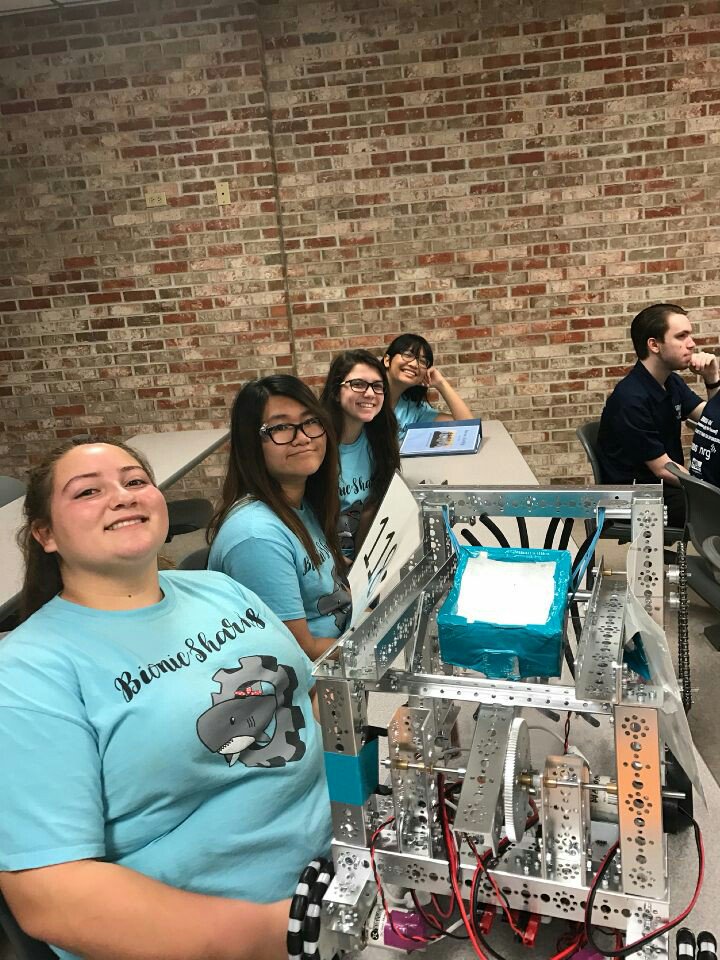 interview team looking good at the last chance qualifier