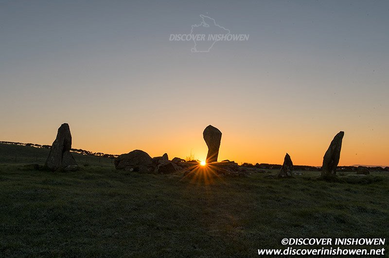 DiscovInishowen's tweet photo. Good morning from 
Bocan Stone Circle 
Inishowen peninsula,Donegal, Ireland
#Inishowen #Culdaff #coolestplace #wildatlanticway https://t.co/vOxdyuEuDC