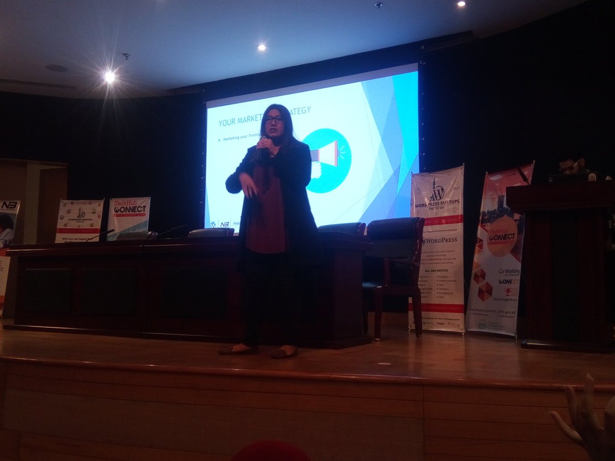 usmaniqbalSE's tweet photo. How to sell and market #WordPress products by @FahadShakeel @Mehr_ina #WPMeetupPK #TechHubConnect @press_tigers @Nextbridge_pk https://t.co/UdH598Rgkw
