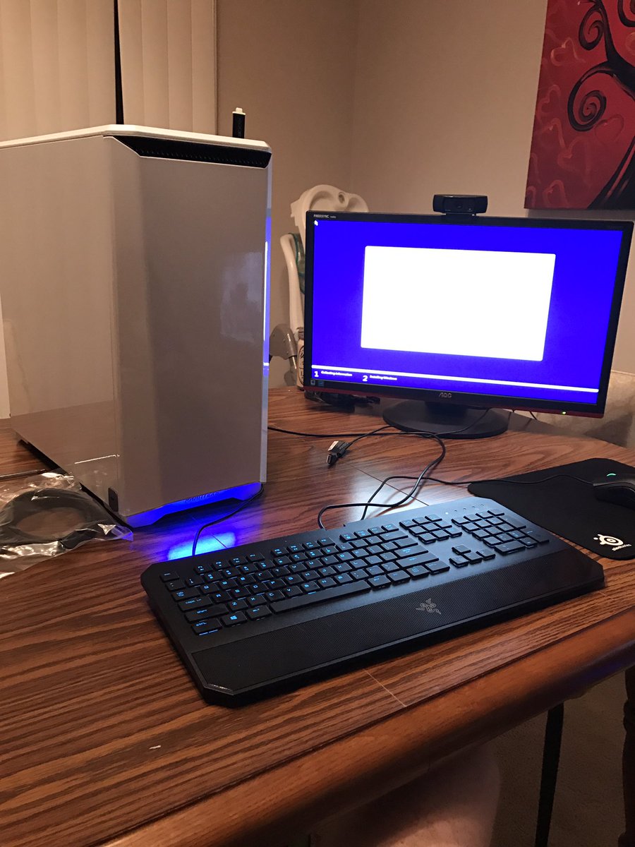 OldyGaming's tweet image. #BuildComplete It took 5 hours to put together but everything worked first try! #Pumped #MasterRace #MyFirstPC