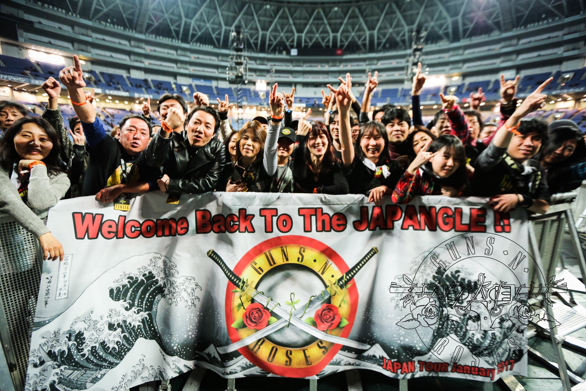 Guns N' Roses on X: 