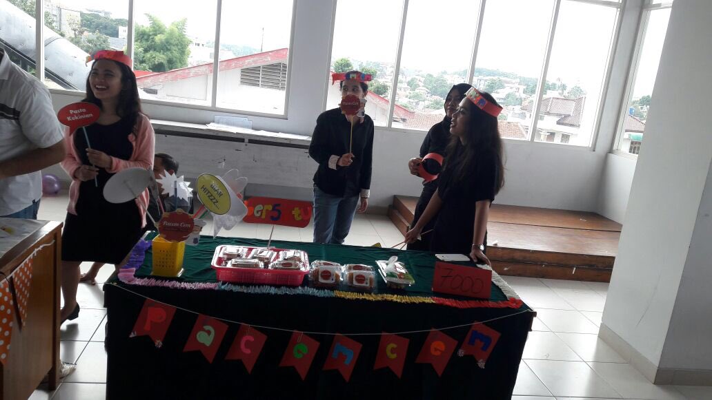 FashionJupe's tweet photo. Paccemcem pasta kekinian pasti kalian penasaran yah sama rasanya wih dijamin ajib, harganya 7k #bizday2017 #digmarkstiekesatuan @mulmubarak https://t.co/LifQ174vzd