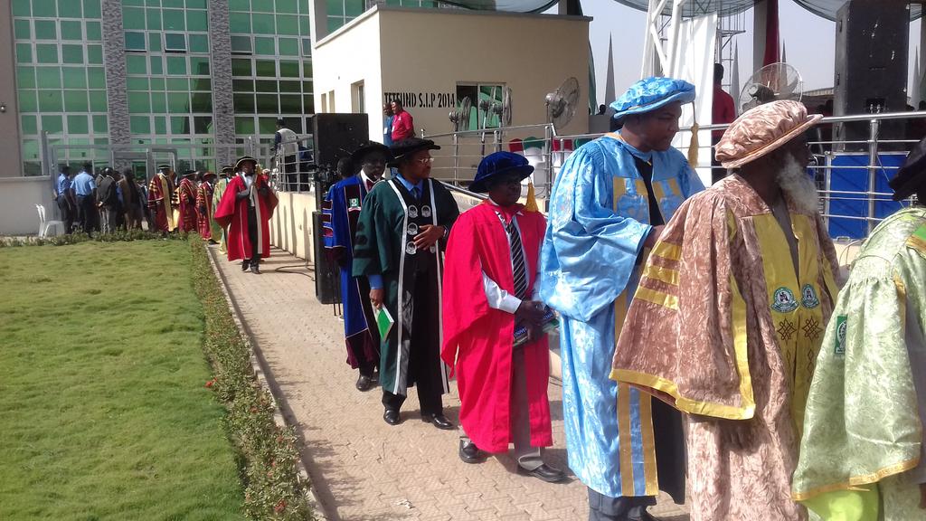 nounofficial_'s tweet photo. #NOUNConvocation https://t.co/Y7wUqyB8Lw