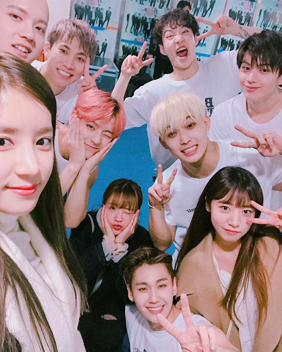 B2PMGG_'s tweet photo. [TRANS] Chorong's Instagram Update with BTOB!
"You guys are the best! 👍 #BTOBTIME" https://t.co/rAfhOV3LyL