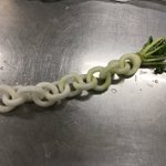 板長が暇つぶしに大根で作ったものが凄いｗこれは才能の無駄遣いですわ…!