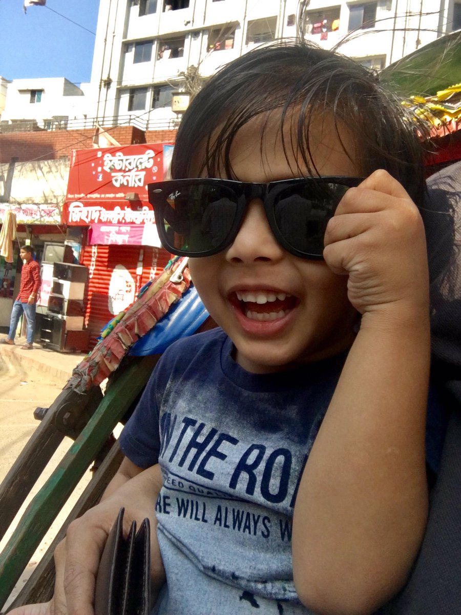 TareqRedwan's tweet photo. @iamsrk waiting for ur movie #raees !!
By the way my son's name is Raees!! https://t.co/lwflr27xIY