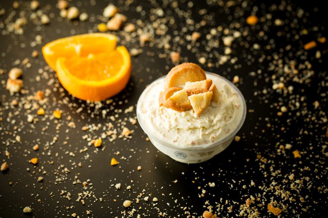 preneur_world's tweet photo. SLOAN! loves #FourWinters new 2017 flavors #TripleChiliChocolate #StroopWafel #PeanutButterPretzel #OrangeCreamsicle https://t.co/NW7XU2bsei https://t.co/ltP6B7kbbp
