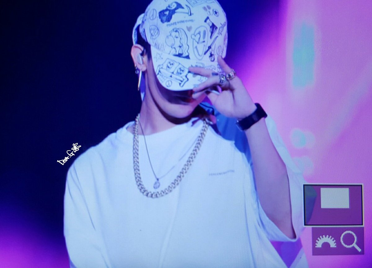 Dear_GD818 tweet picture