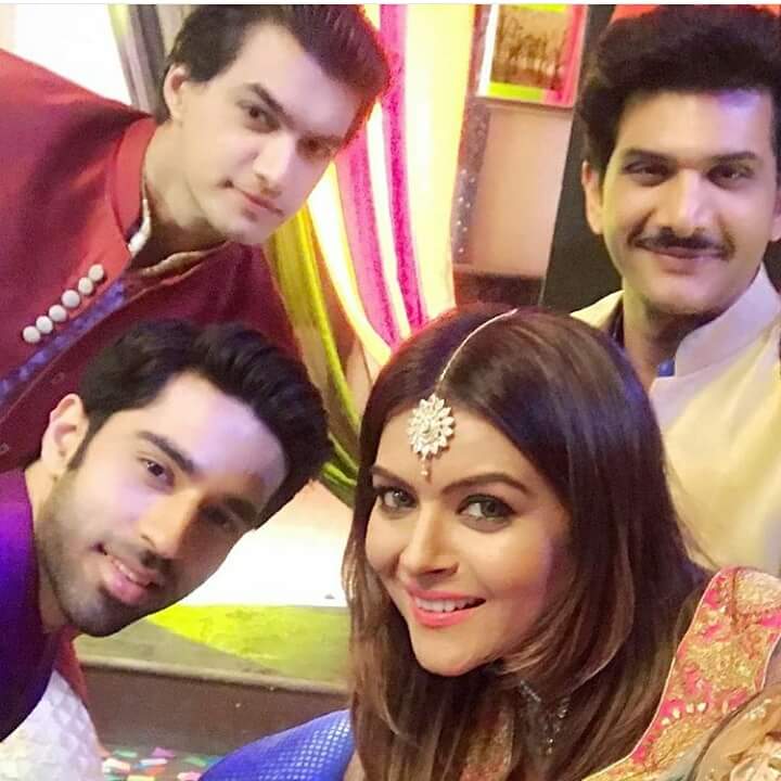 AngelKiaraa's tweet photo. Goenka https://t.co/LNp3Ji9db4
