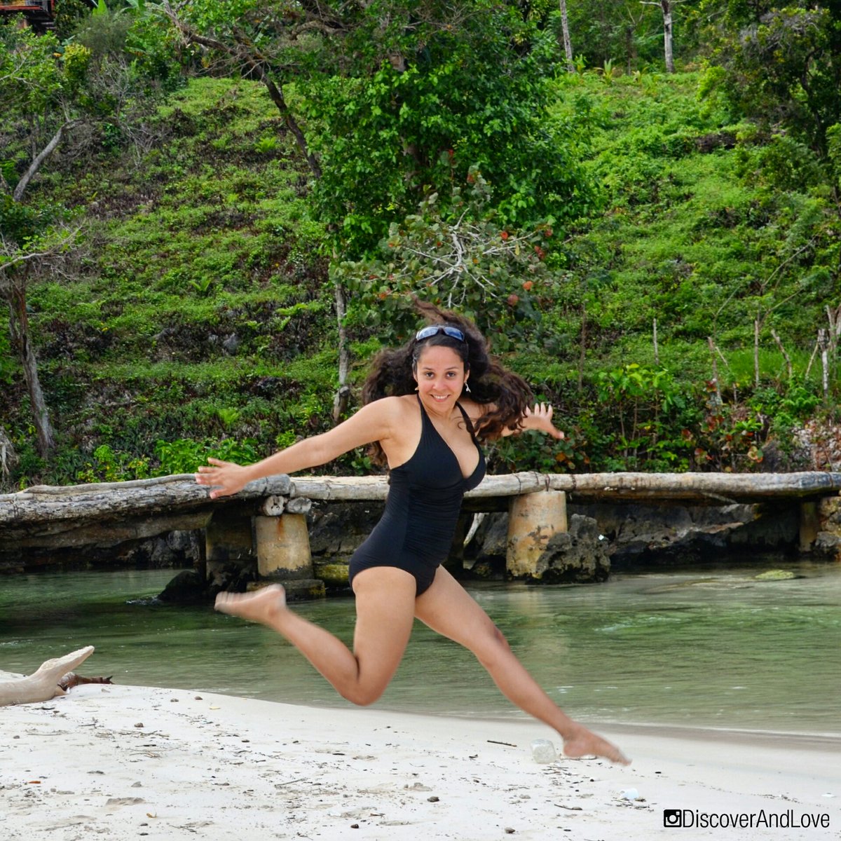 discoverandlove's tweet photo. Also to be expected is to find her jumping around places, specially when having such a beautiful landscape as a background. #DOM #Wanderlust https://t.co/bmGqnFA6eP