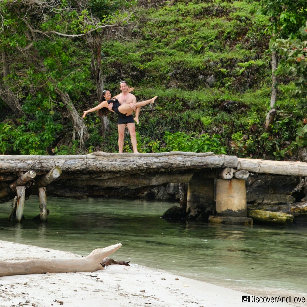 discoverandlove's tweet photo. There's a point in #PlayaRincón in which which the river ends its journey and finally meets the sea, giving us the best of both worlds. https://t.co/K30qqXbg0U