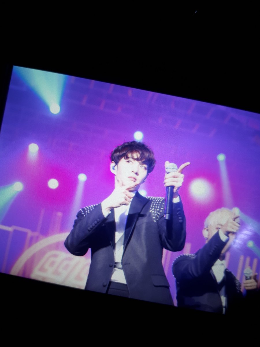 mywaycs's tweet photo. 170121 비투비타임 
더많은자진은 내일공연스포방지를 위해 킵♡
여러분콘서트가세요 열번가세요 https://t.co/lkVhOGJWqr