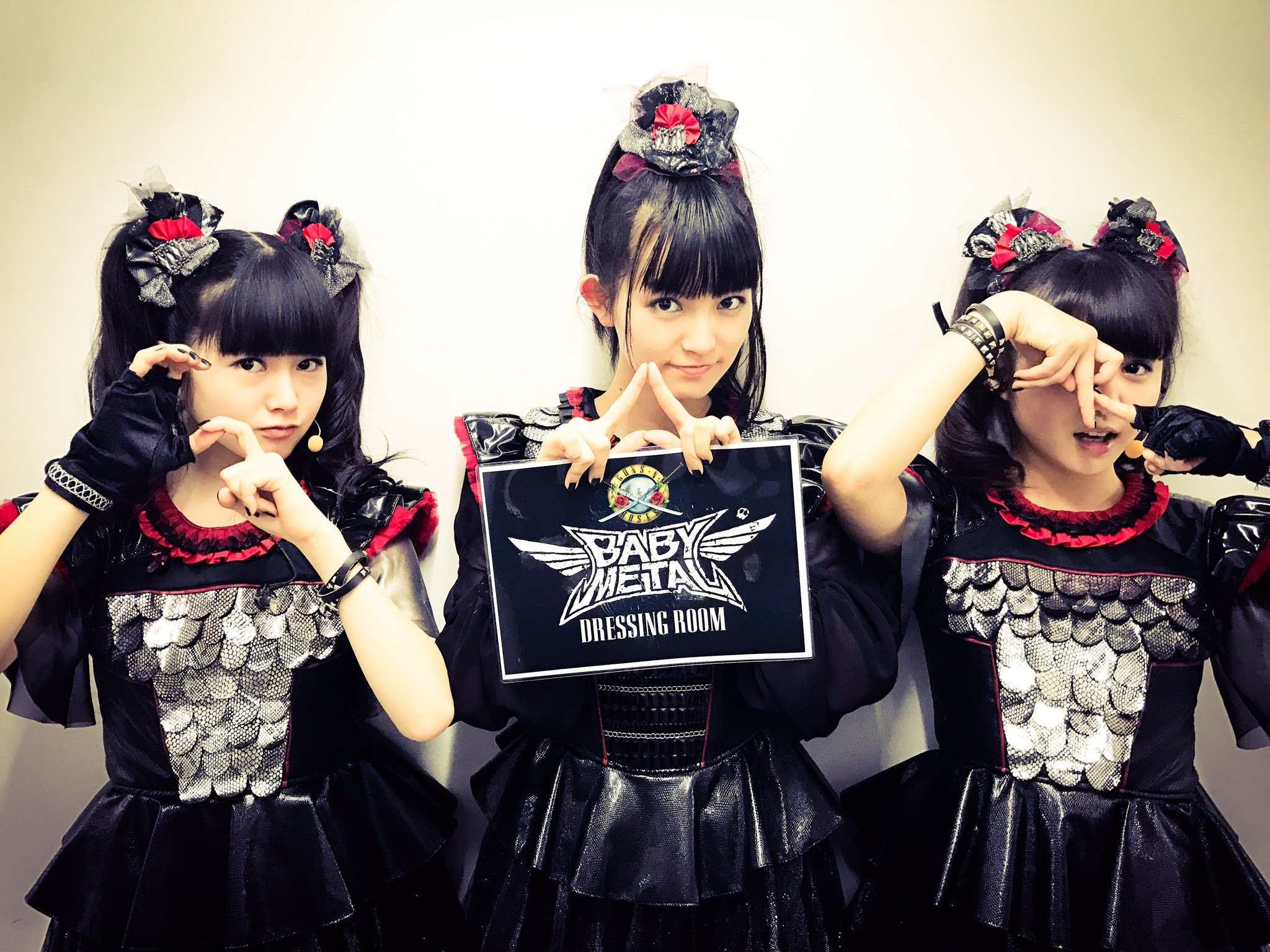 Babymetal Thank You Guns N Roses Gunsnroses And Osaka See U Tomorrow At Kobe Gnfnr Babymetal Osaka Kobe Yokohama Saitama T Co 9efqkdqmes Twitter