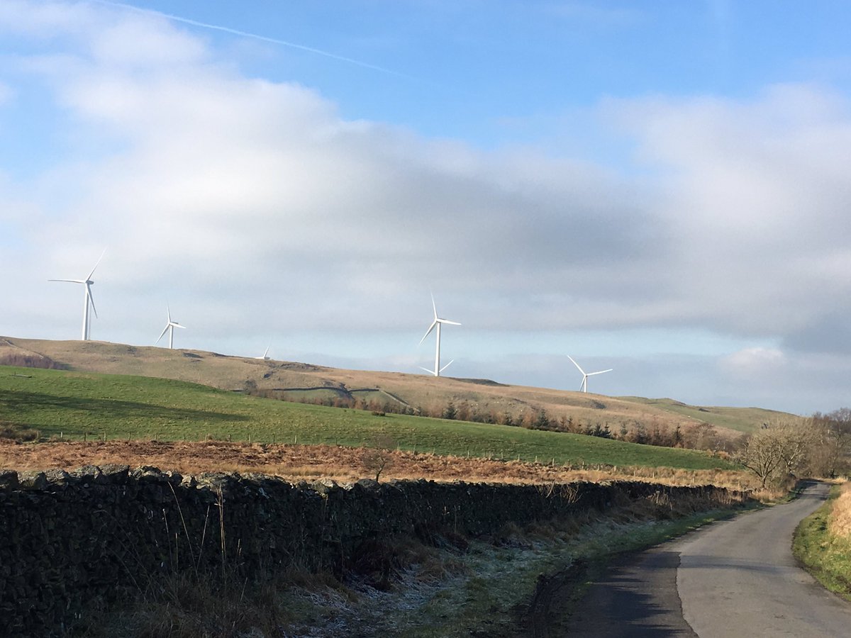 Robbie_WTK's tweet photo. Best day out on the bike this year. They've even turned the fans off for once. https://t.co/HlwNDxniSM