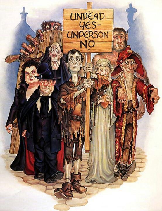 Vamp_Blackrose's tweet photo. "Just ask for Reg Shoe, 668 Elm street, Ankh-Morpork." #FreshStartClub #UndeadYesUnpersonNo https://t.co/HinF7dqVGr