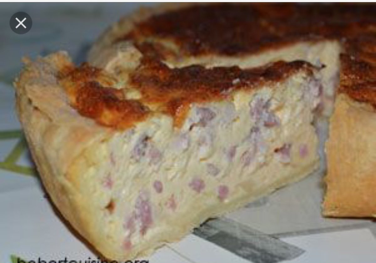 Laeti On Twitter La Quiche Lorraine A De Gout Et Normal T A