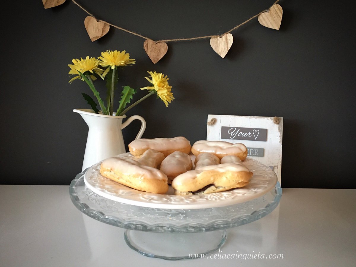 celiacainquieta's tweet photo. Mi cuñado me ha hecho estos #petitschoux #singluten y no os podéis imaginar como están... Menudas manos tiene mi niño 🤤
#celiacainquieta https://t.co/2C5OGXKw41