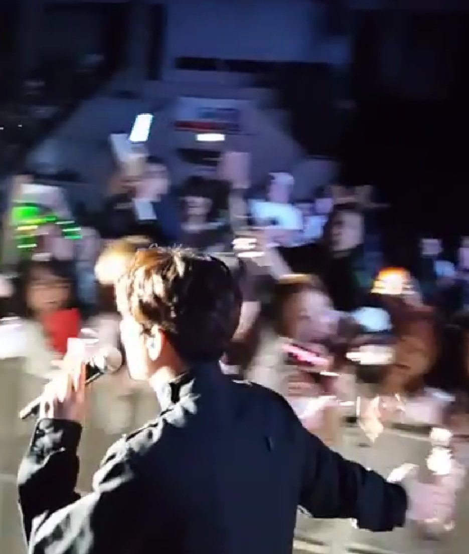 luxmae's tweet photo. Such a wonderful night indeed w/u #JiChangWook FM in BKK https://t.co/v9f14FU2DW