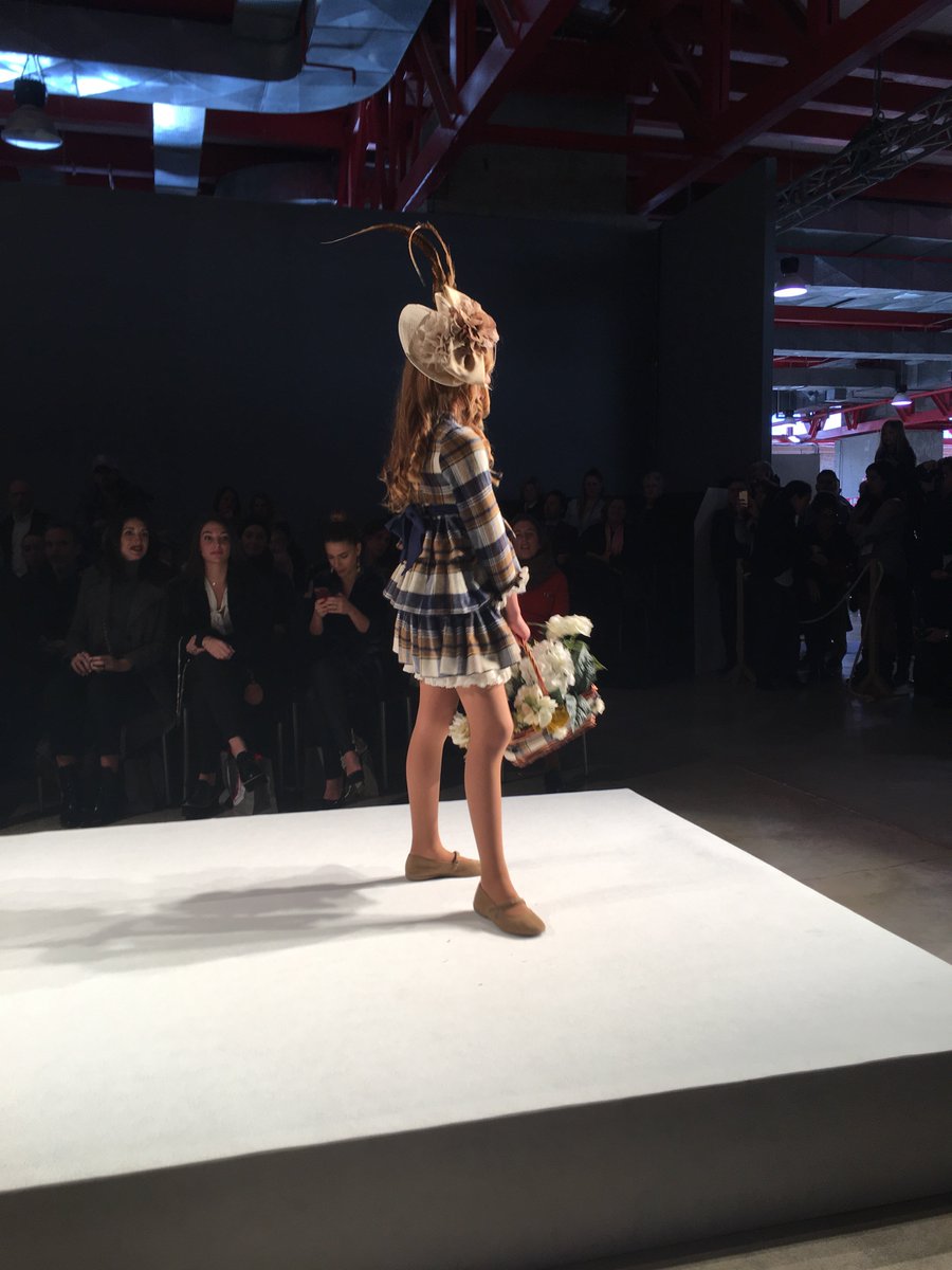 FashionSpain's tweet photo. Delightfully French influence on full display by #LaOrmiga #FW17 #fimikidsfashionweek @Fimi_Spain #kidswear #fashion https://t.co/zfrsnANHDP
