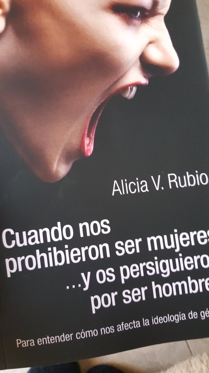 RodrigoDdeV13's tweet photo. @NoALaIdDeGenero Ya está en mis manos y, con lo poco que he leído de él, puedo decir que es un #libromuyrecomendable https://t.co/yun80BALmV