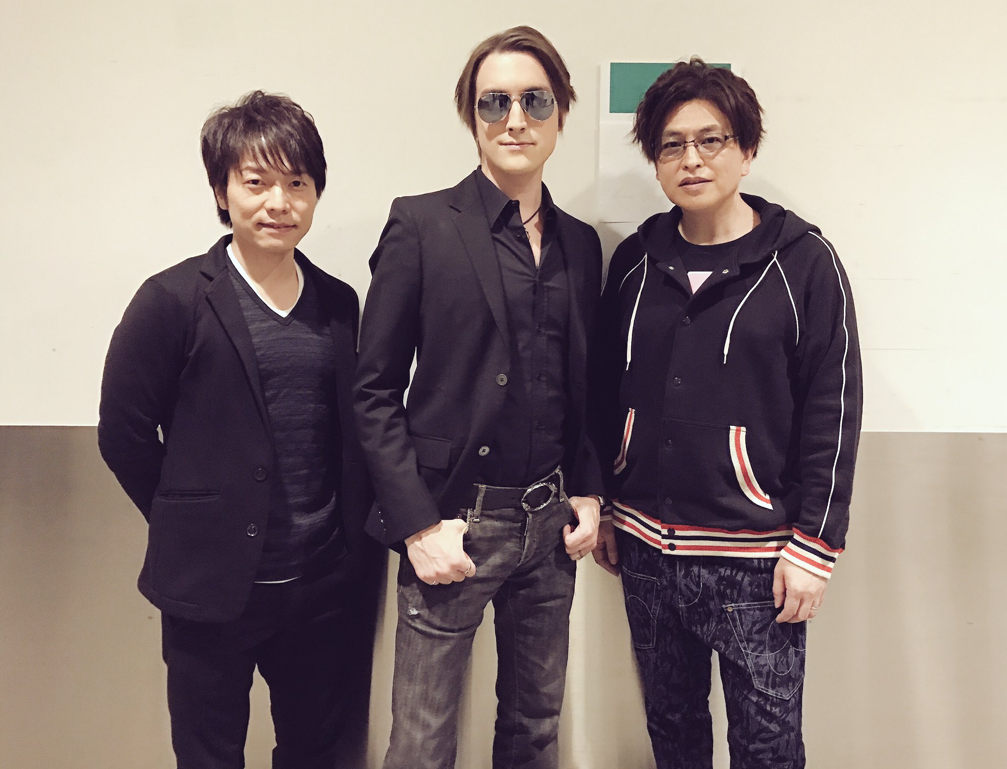 Jovette Rivera 大人気声優の緑川光さんと野島健児 Nojimakenji さん 今日は楽しかった クリミナーレのファンの皆さんまた会おう T Co Ws4vdwq5tt T Co W7lbjsiiyn Twitter