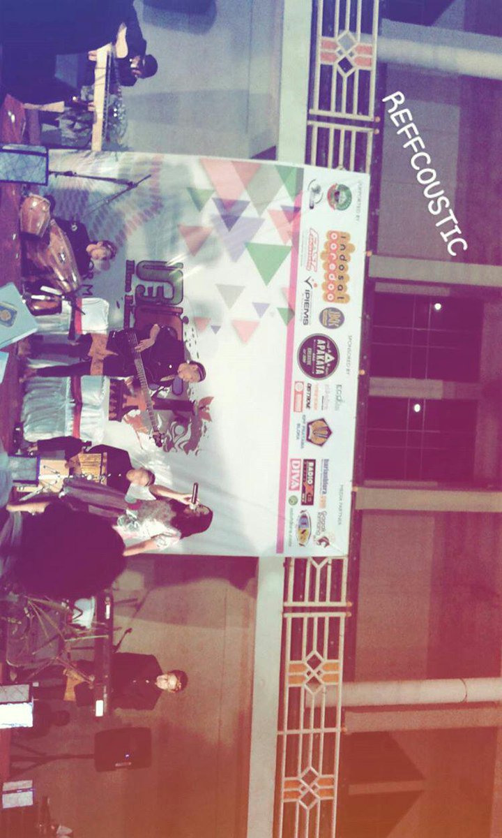 bloraedufair's tweet photo. Pemampilan Reffcoustic yanb super keceeeeh 😍 https://t.co/nTcoDEYAs4