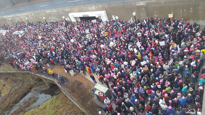 View image on Twitter