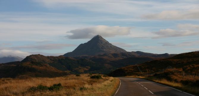 TravelEchoes's tweet photo. Approaching #BenStack from the road, an easy and rewarding hike with views over the wildest part of the #Highlands, #Scotland https://t.co/BIhE9bTTAu