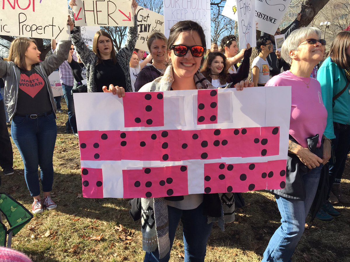 Amstar7th's tweet photo. #womensmarchks https://t.co/5oqWwjHXct