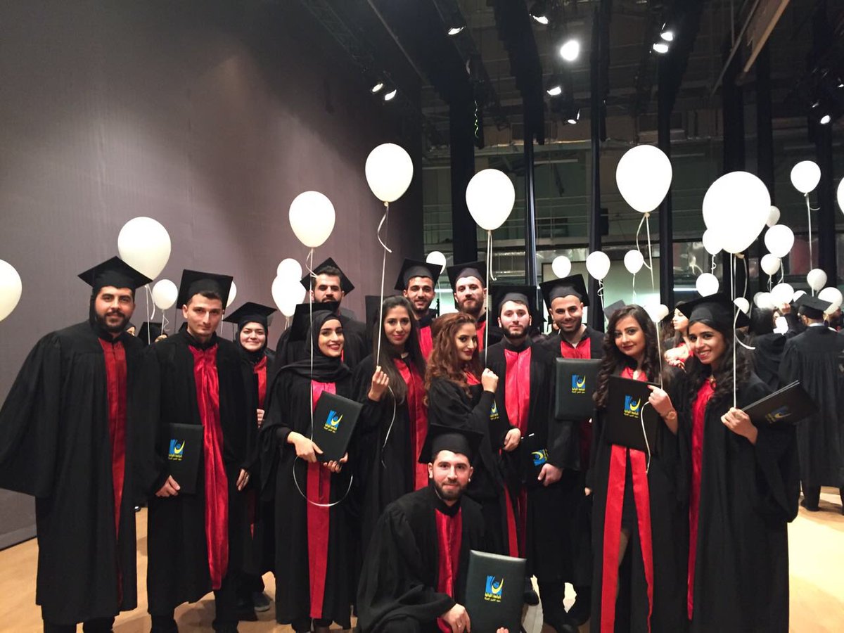 MayF1207's tweet image. #LateGraduationCeremony #MasterOfArchitecture #ClassOf2015 #LebaneseUniversity ❤️❤️
