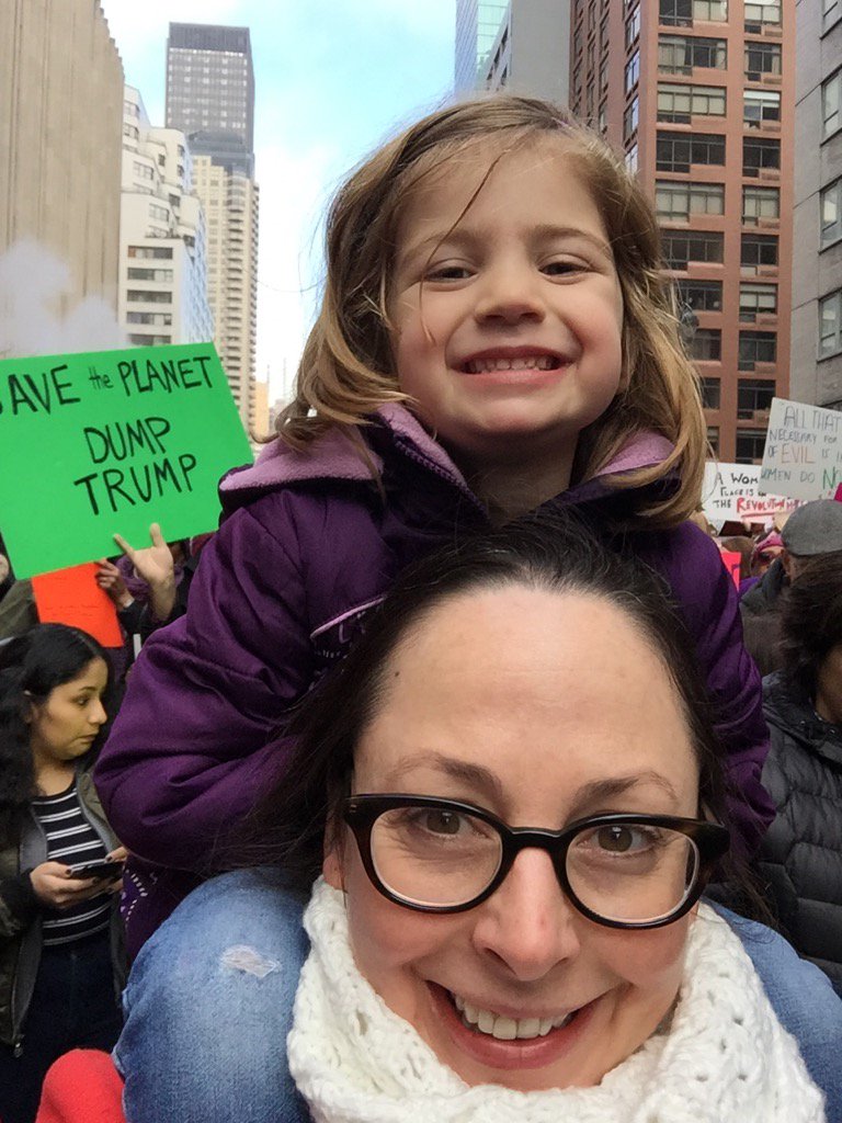 CocoNell2's tweet photo. #myfirstprotest #WomensMarch https://t.co/gh8QeFds00