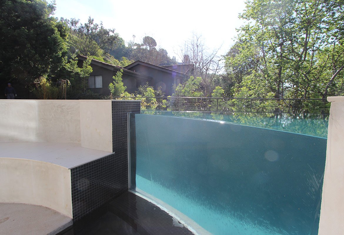 PreciseHome's tweet image. #swimmingpoolremodeling #swimmingpool #island #hardwoodfloor #backsplash #sink #appliances #cabinets #losangeles #home
Call:  800.805.0692
