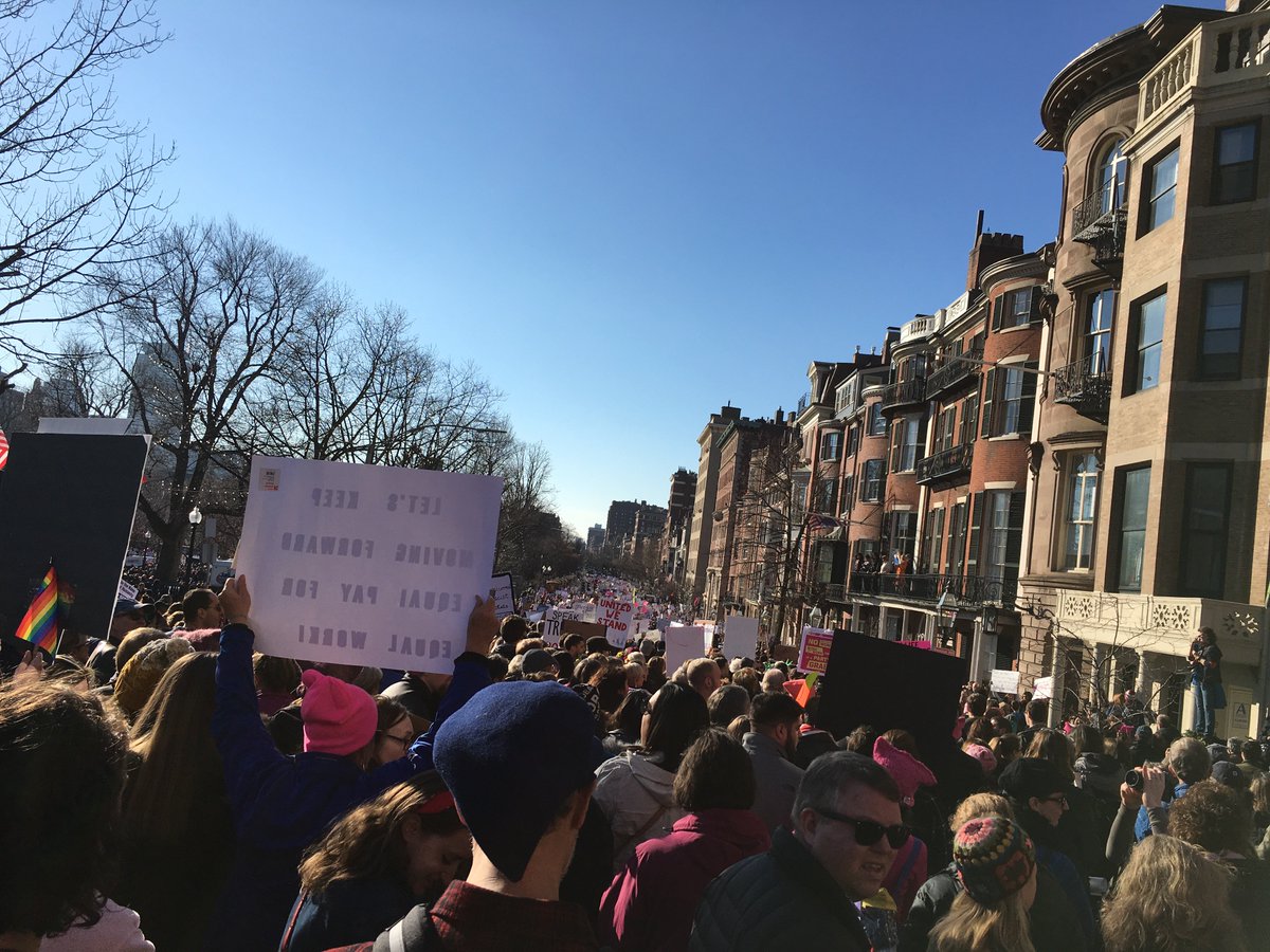 Semilylek's tweet photo. #WomensMarchboston yaaaaaas!!! https://t.co/6ww5WWvMpb