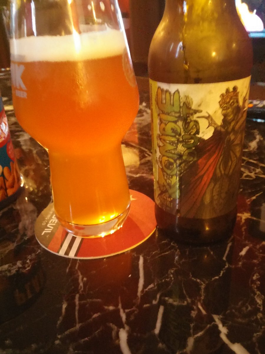 beerlord7303's tweet photo. When visiting relatives and they give you... Zombie Dust!!! My family rocks! #3Floyd's https://t.co/iHV3KL6Yw6
