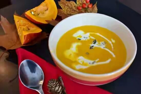 Recipesbuddy's tweet photo. Want to make pumpkin soup at home? 
Read here :- https://t.co/a4zInoNcjn
#redpumpkinsoup #recipesbuddy https://t.co/CrQtI62M5i