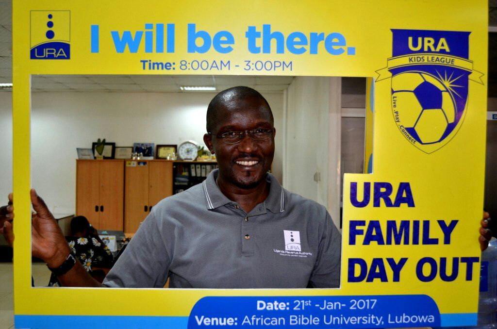URAuganda's tweet photo. Thank you parents who brought their kids to have fun with the Tax collectors #URAFamily. We had fun! Now #TulumbeGabon @URA_CG @irumanyika https://t.co/UkOrfQA2va