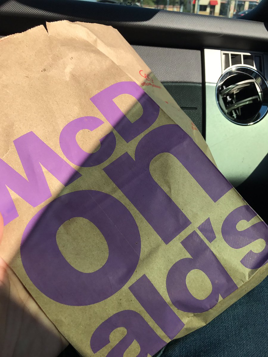 jaygotnohoes's tweet photo. Enjoying that @ochocinco breakfast 🙏🏽 https://t.co/jhRq3ZKH28