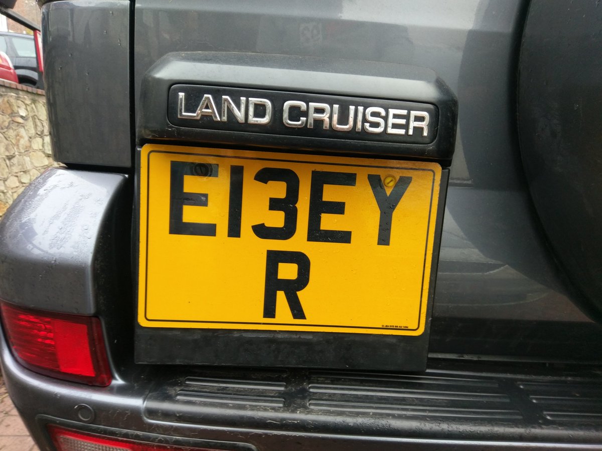 Illegal Number Plate tweet media