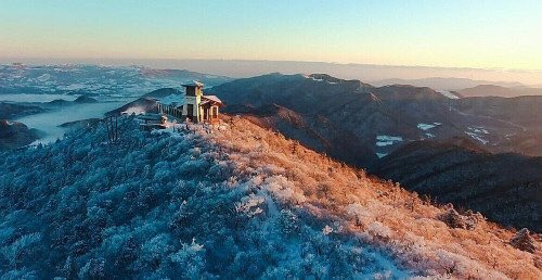 geobukiie's tweet photo. From the cinematography to the OSTs, everything was on another level, #Goblin is no joke. https://t.co/GrVm4ZimSf