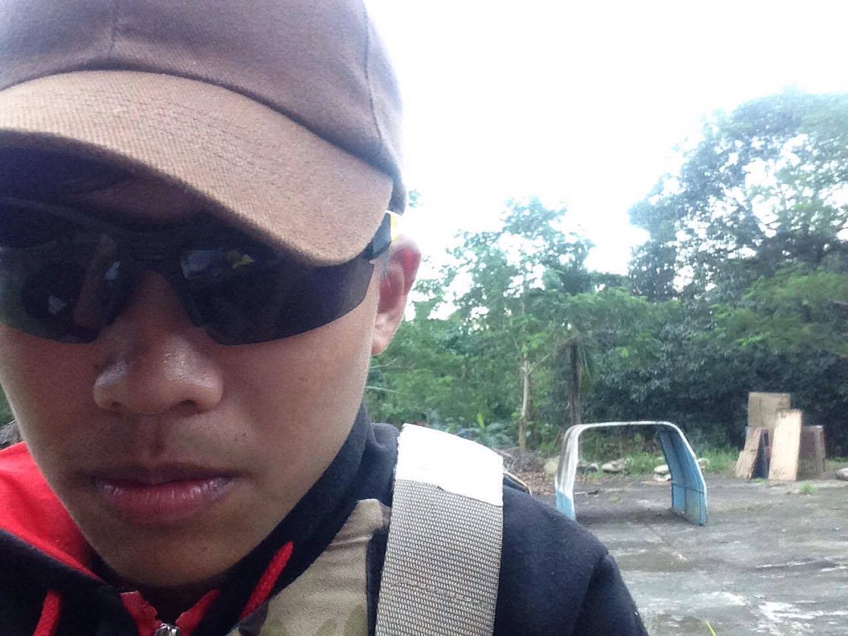 ron_lee17's tweet photo. PLAYIN 🤠🔫⚔️☠️ https://t.co/4kU61ijVbd