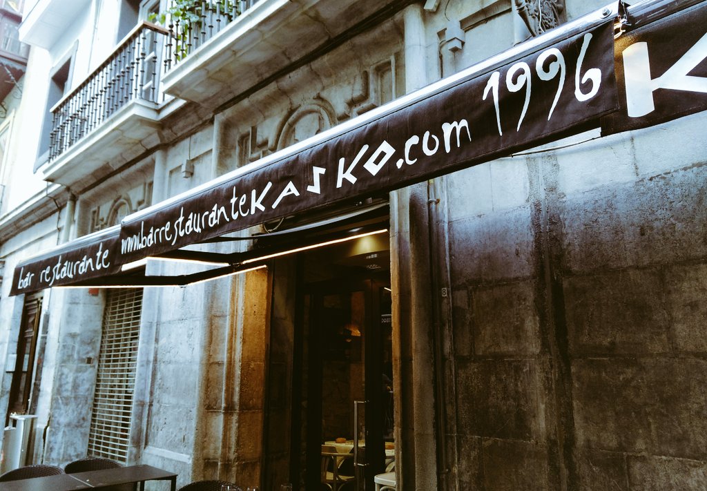 t_hunder_xazues's tweet photo. Hoy comemos en el @RestKasko Alubias Tolosanas y entrecot 🔪 https://t.co/WCo7qMhnMQ