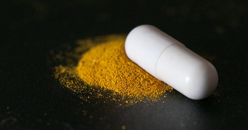 FitnessMagazine's tweet photo. Should You Be Taking a Curcumin or Turmeric Supplement? https://t.co/iyPBfHUa0H https://t.co/eGvgSc9tg6