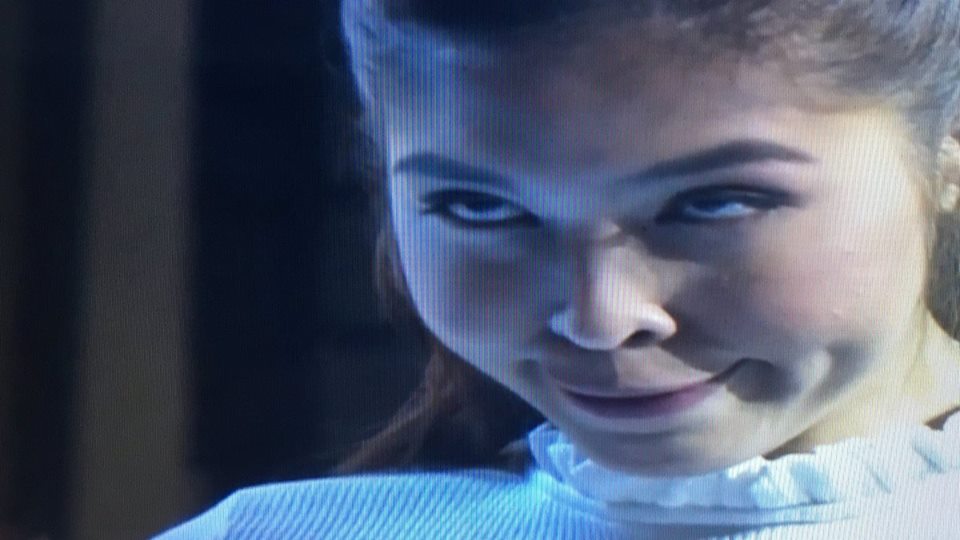 KateisheM's tweet photo. Nkk Loka ka bibi girl Maine Mendoza yung wacky face mo 😂😱😍
#ALDUBOurHappiness https://t.co/9BjBD4gKM9