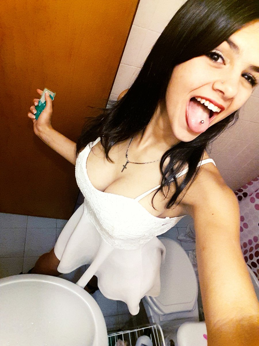 Rosina Valiente (@roooo17_) / X
