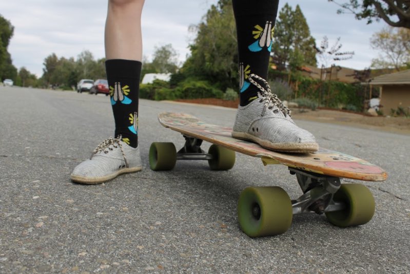 sockstash's tweet photo. Girls can do anything ✊🏻✊🏼✊🏽✊🏾✊🏿 https://t.co/uimpDeg2LG