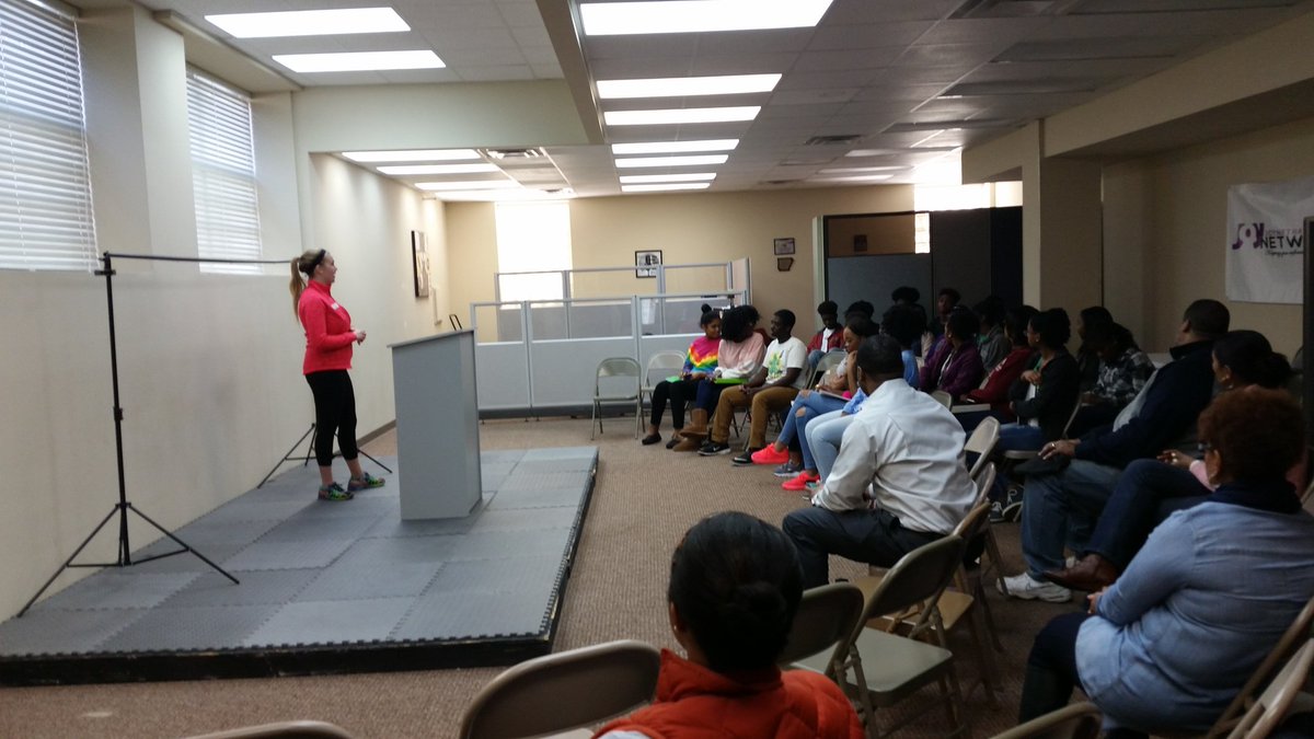 ARCommitment's tweet photo. So grateful to Hendrix College - Charlotte &amp; Crystal for sharing with our @ARCommitment Seniors &amp; Juniors this morning. #StayCommitted https://t.co/ERZJWgN1Cd