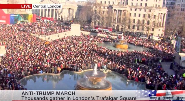 poczaynmalik's tweet photo. Our strength is unbelievable.
#WomensMarch https://t.co/xdUtYkaPOd